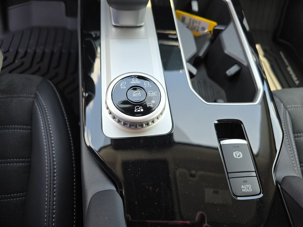 2025 Mitsubishi Outlander Trail Edition