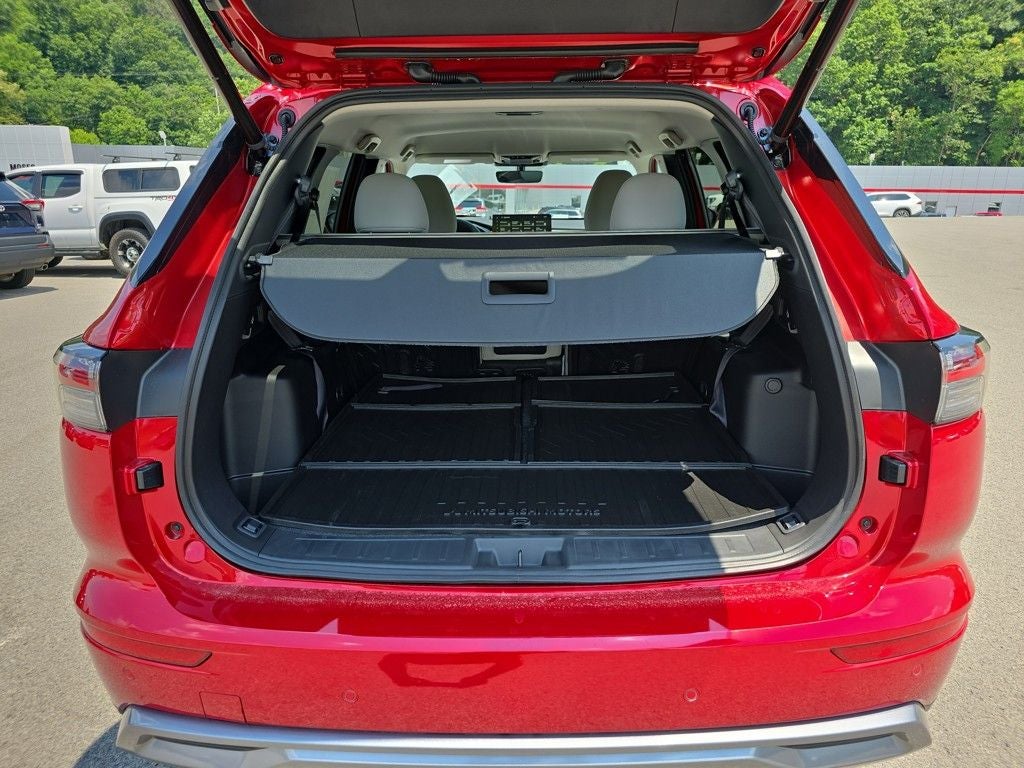 2025 Mitsubishi Outlander SE