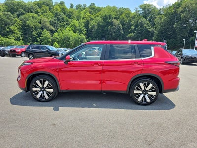 2025 Mitsubishi Outlander SE