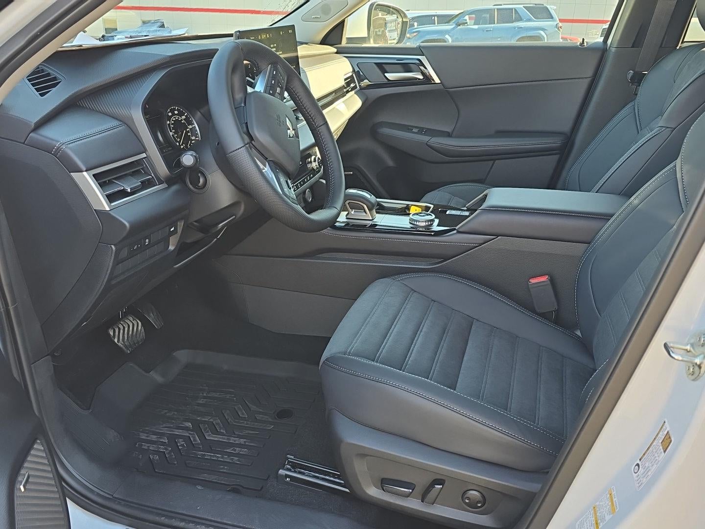 2026 Mitsubishi OUTLANDER SE S-AWC