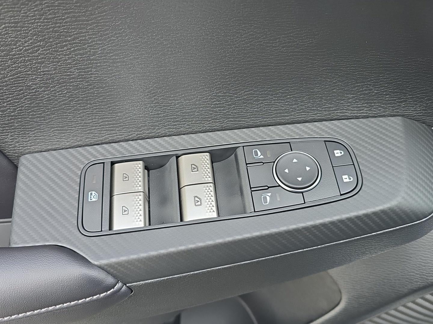 2027 Mitsubishi OUTLANDER LE S-AWC