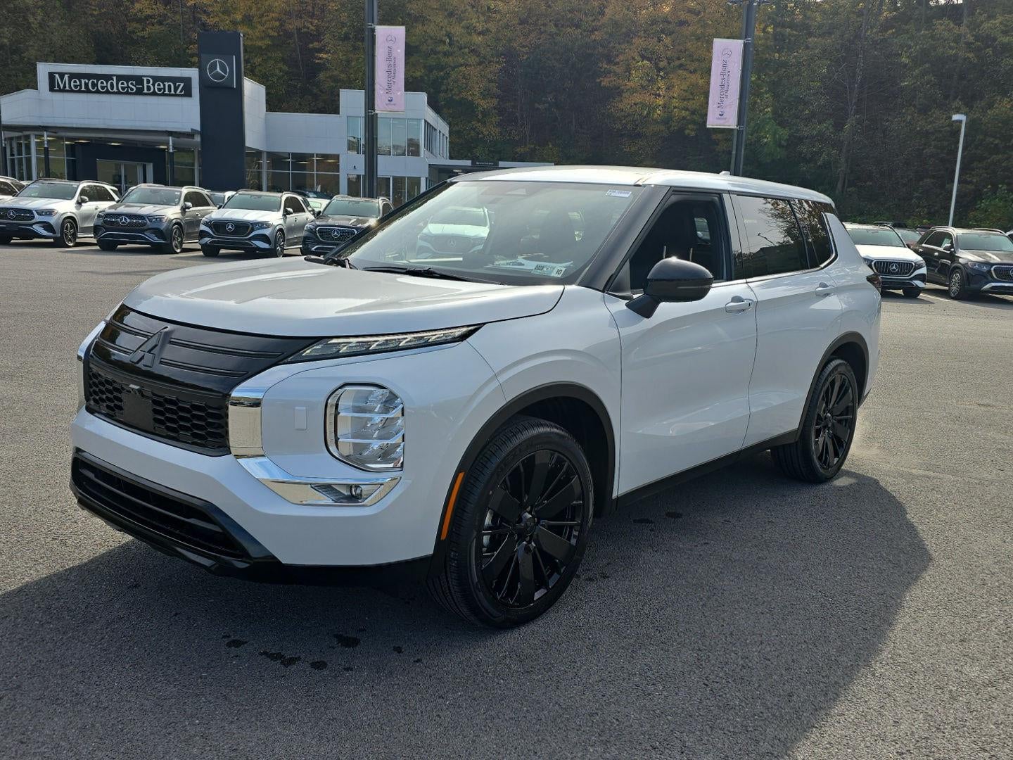 2027 Mitsubishi OUTLANDER LE S-AWC