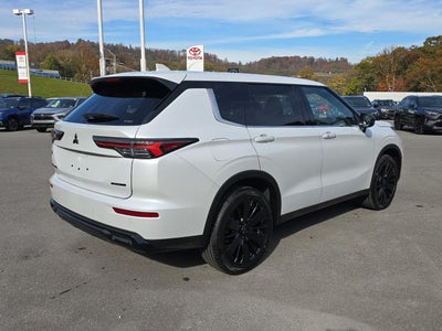 2027 Mitsubishi OUTLANDER LE S-AWC