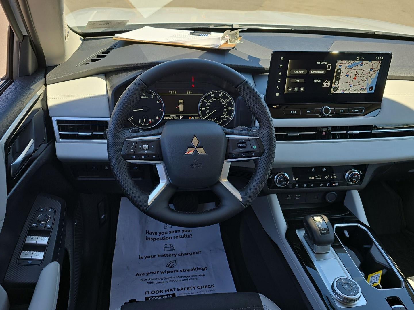 2026 Mitsubishi Outlander SE