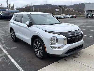 2026 Mitsubishi Outlander SE