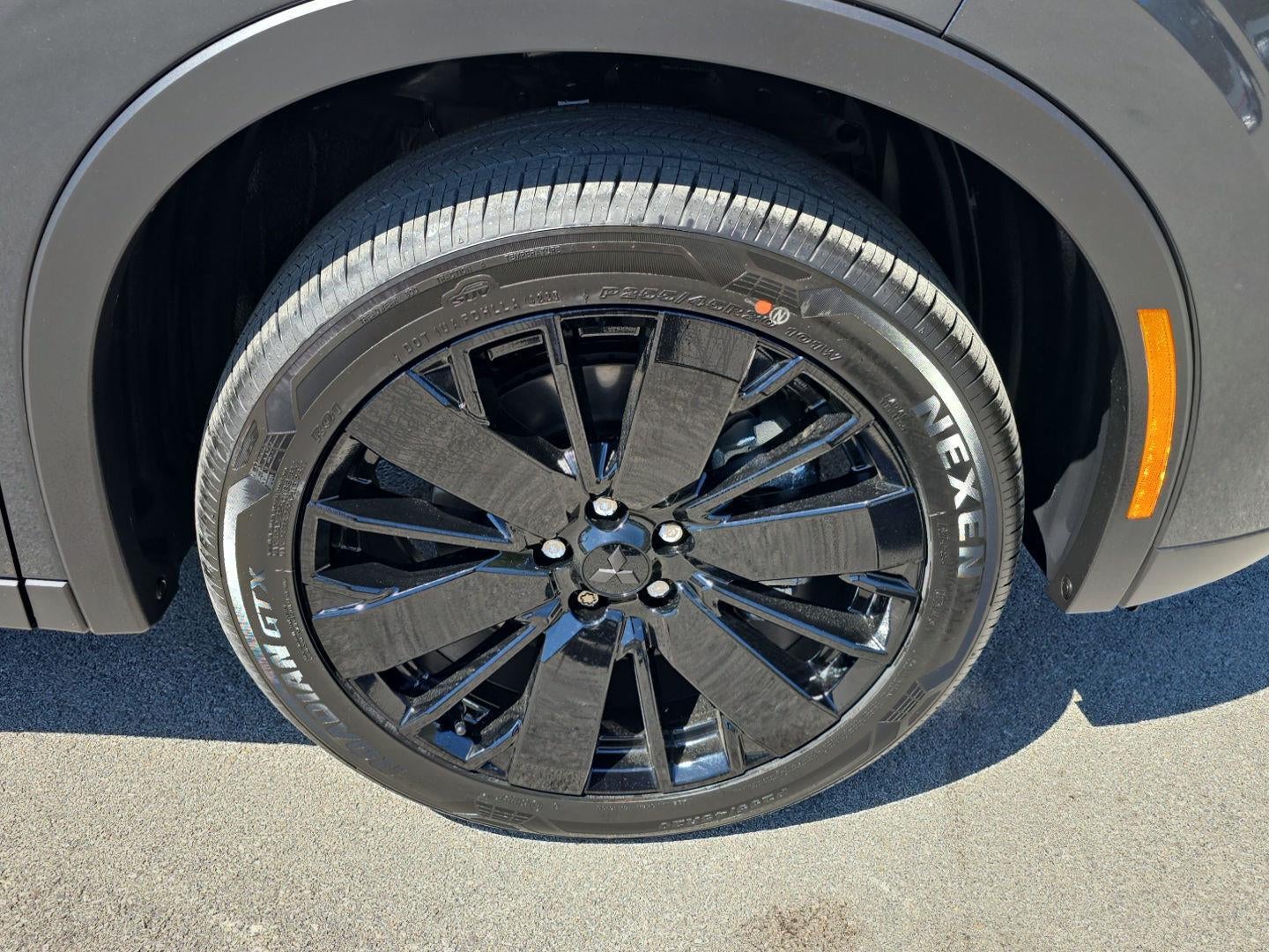 2026 Mitsubishi OUTLANDER LE S-AWC