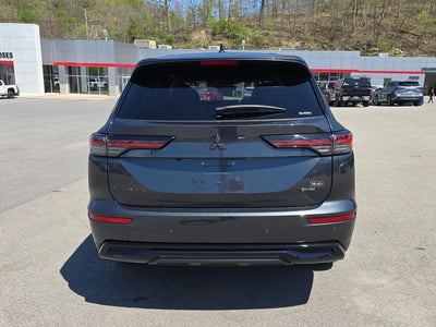 2026 Mitsubishi OUTLANDER LE S-AWC