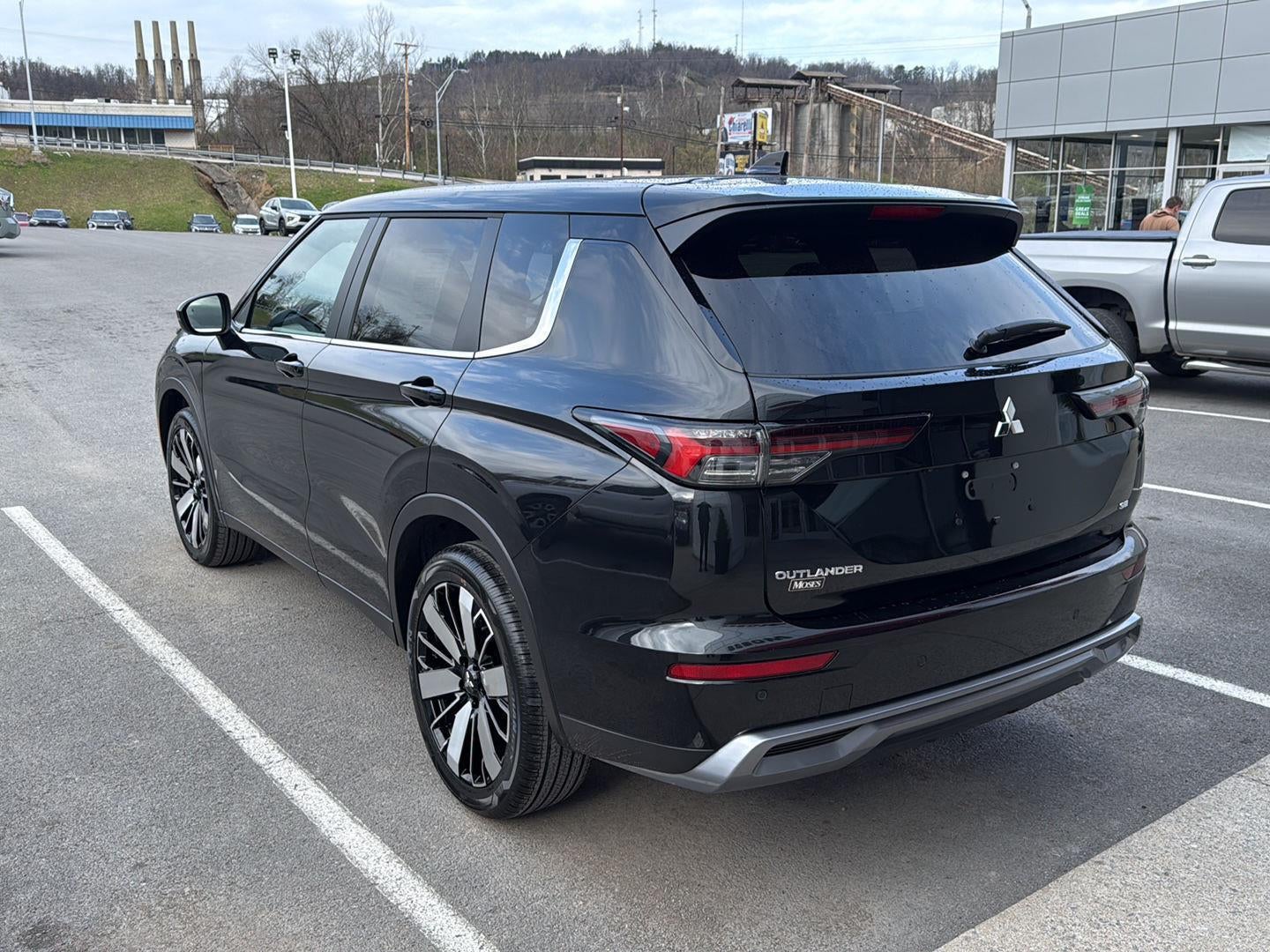 2026 Mitsubishi Outlander SE