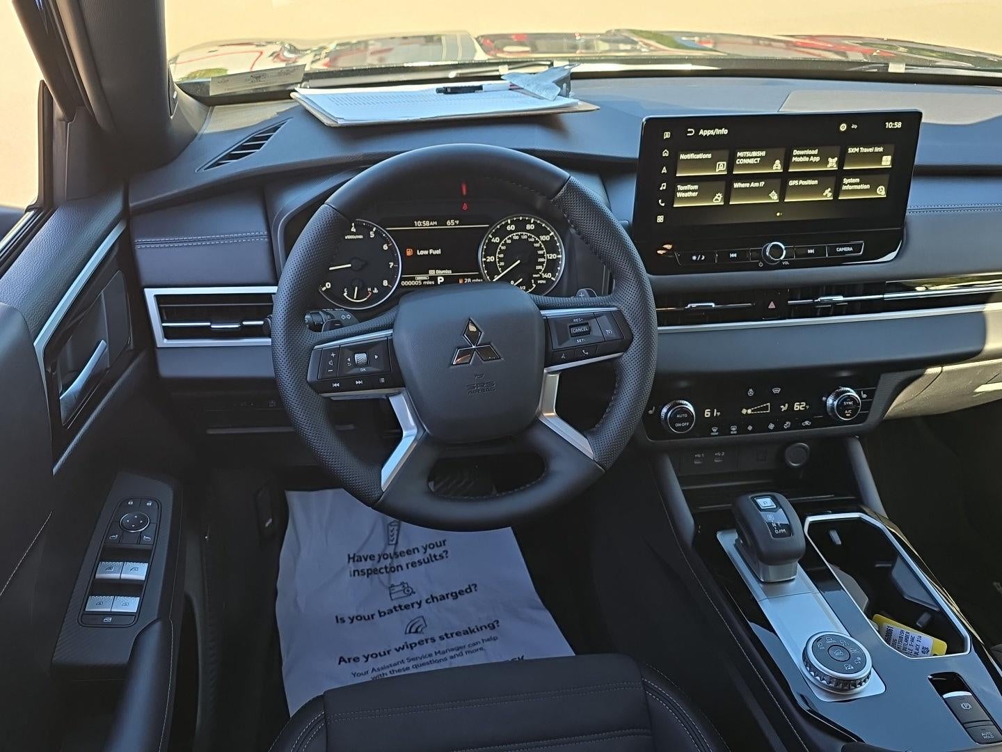 2026 Mitsubishi Outlander LE