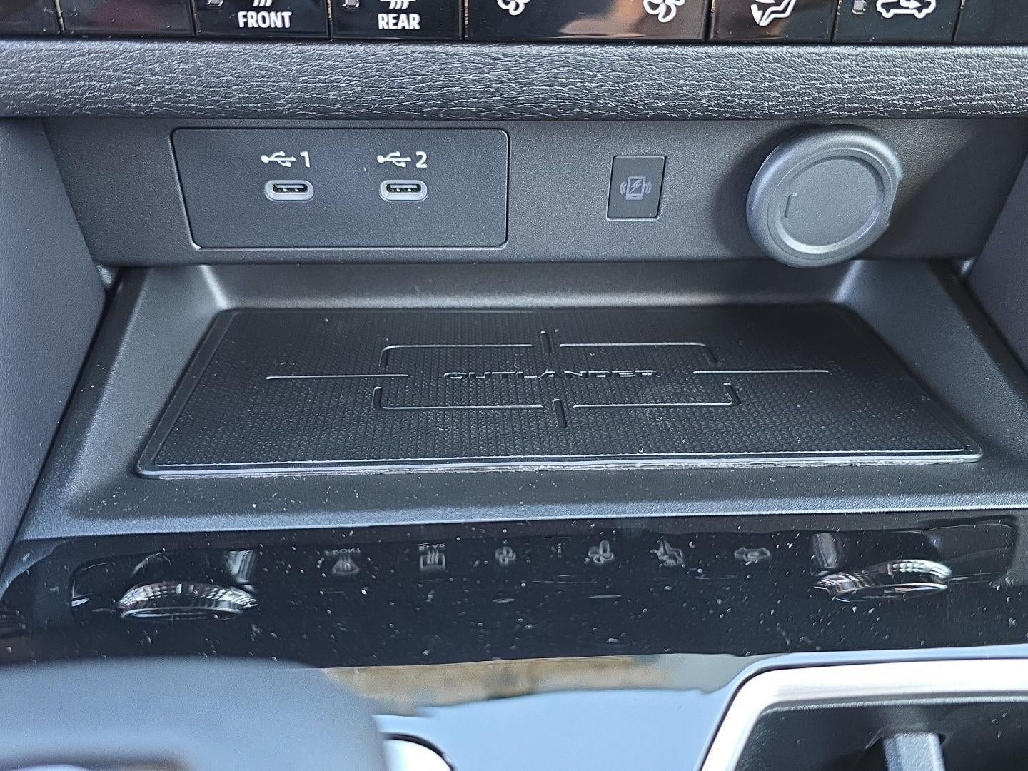 2026 Mitsubishi Outlander LE