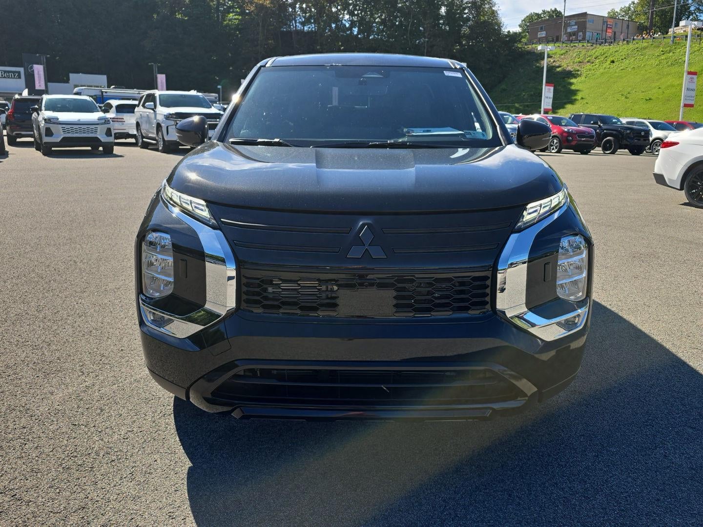 2026 Mitsubishi Outlander LE