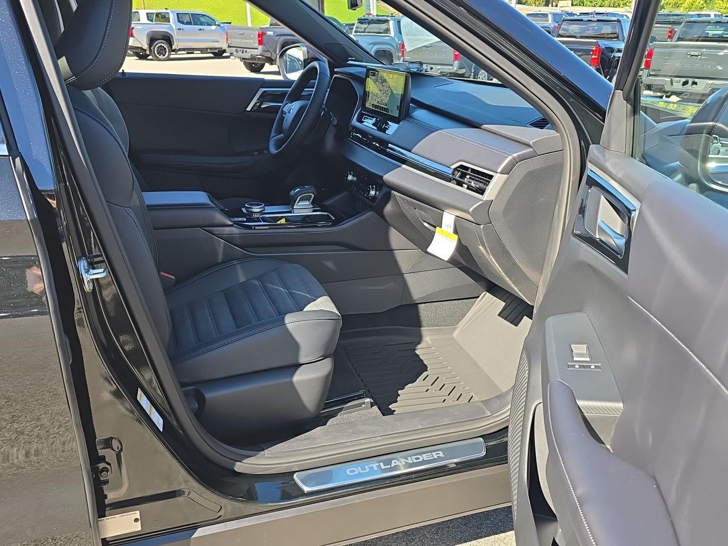 2026 Mitsubishi Outlander LE