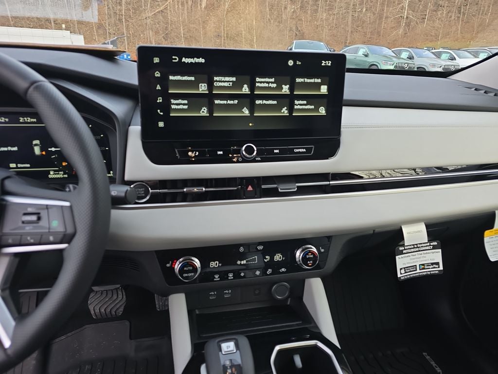 2026 Mitsubishi Outlander SE