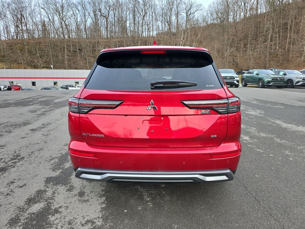 2026 Mitsubishi Outlander SE