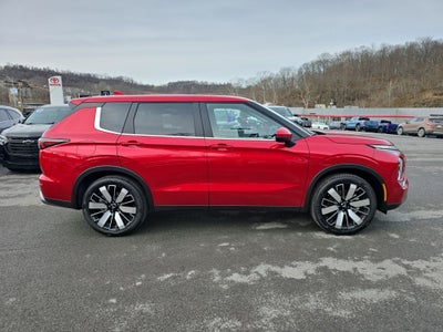 2026 Mitsubishi Outlander SE