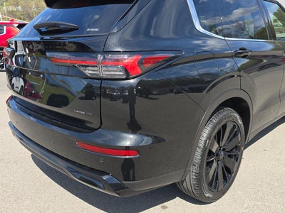 2026 Mitsubishi OUTLANDER LE S-AWC