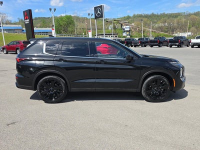 2026 Mitsubishi OUTLANDER LE S-AWC