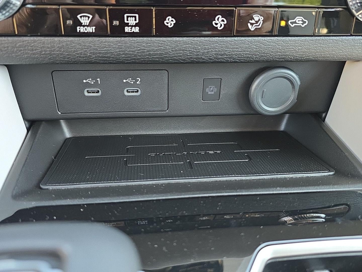 2026 Mitsubishi Outlander SE