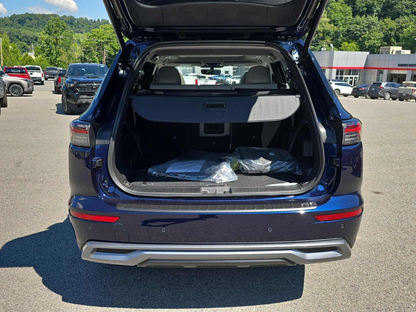 2026 Mitsubishi Outlander SE