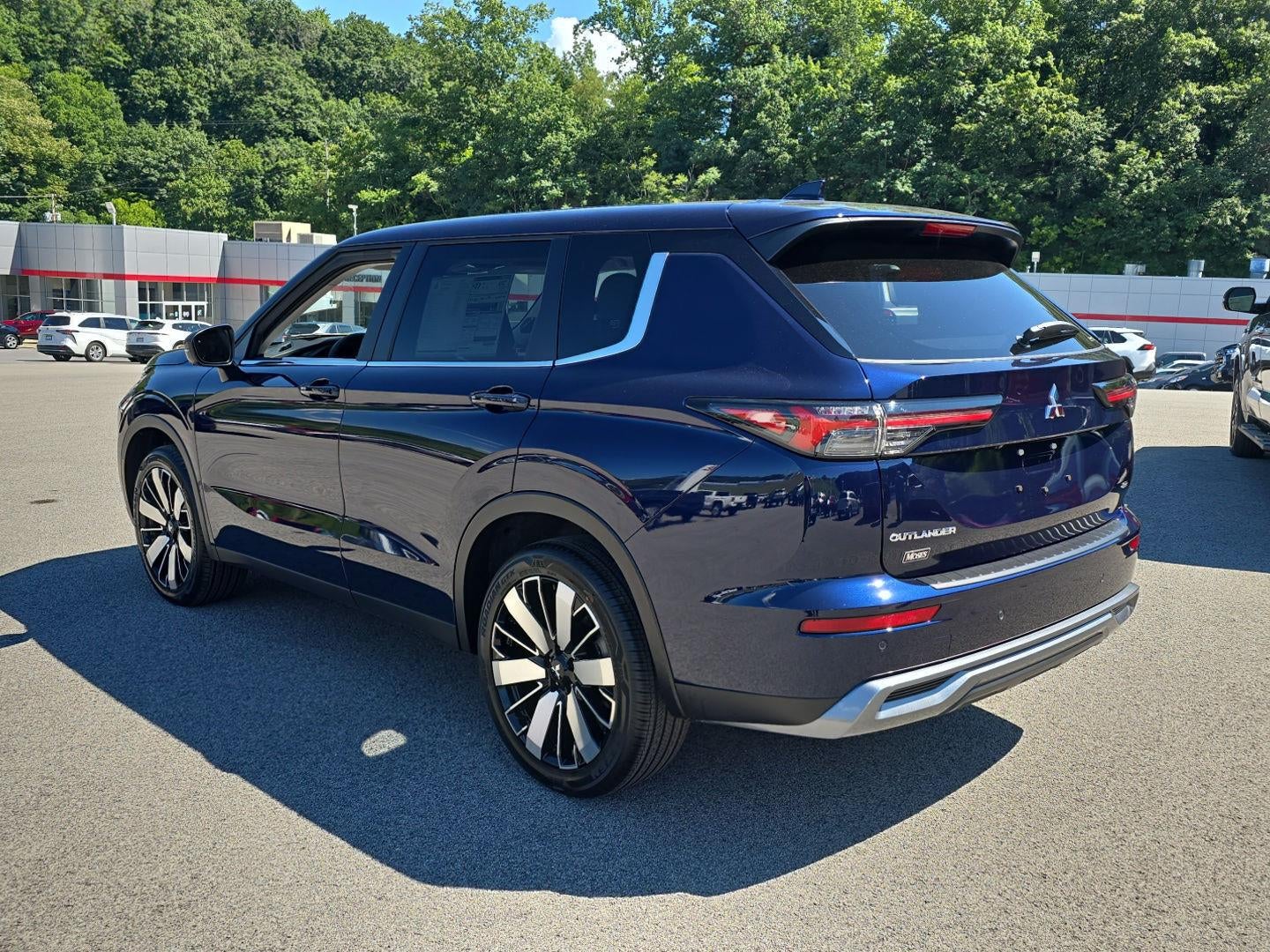 2026 Mitsubishi Outlander SE