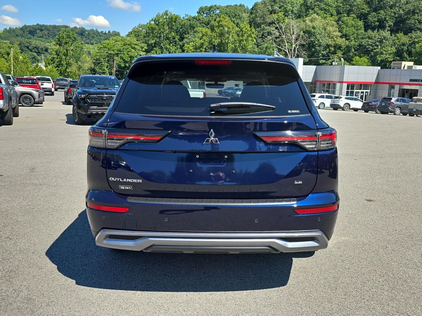 2026 Mitsubishi Outlander SE
