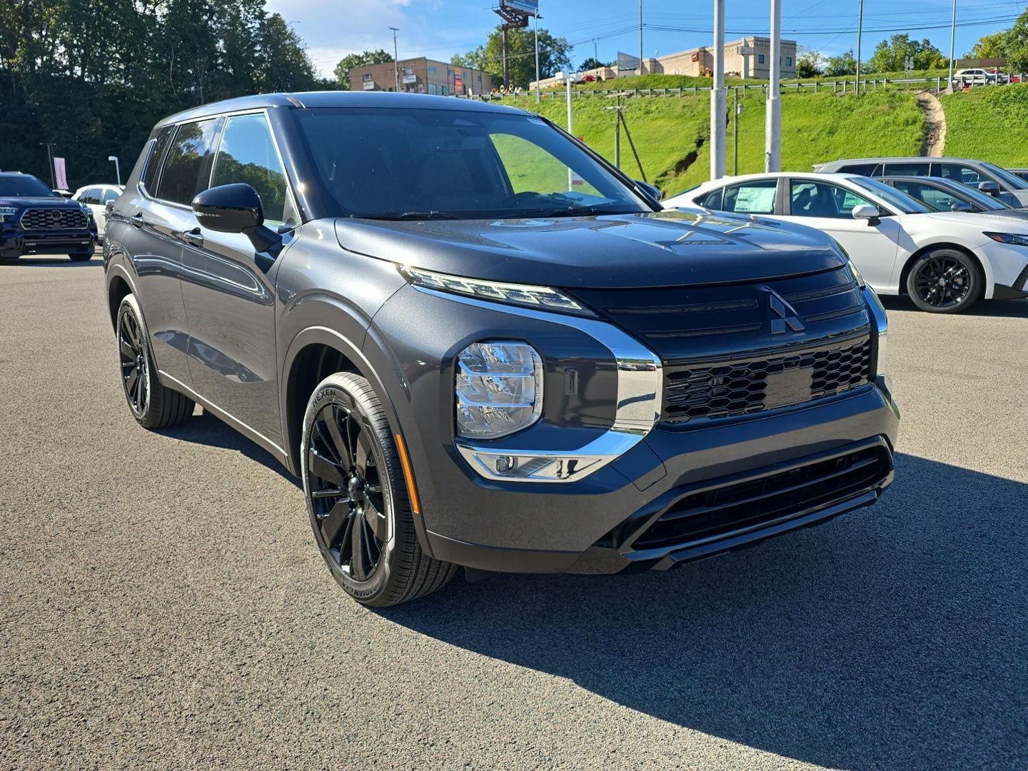 2026 Mitsubishi Outlander LE