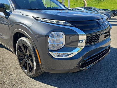 2026 Mitsubishi Outlander LE