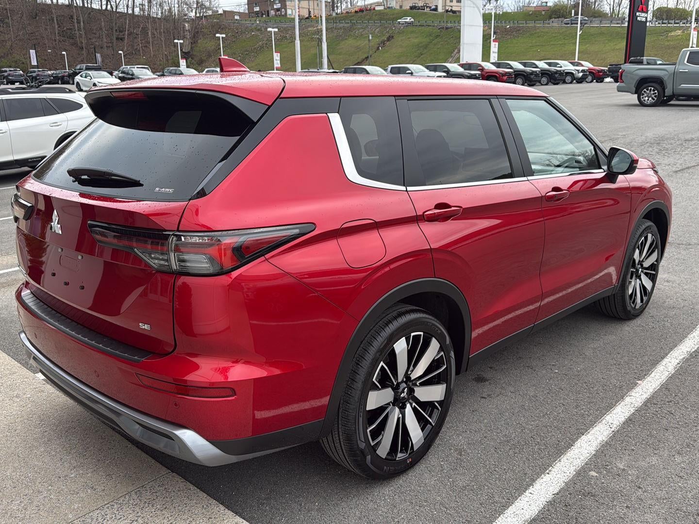 2026 Mitsubishi Outlander SE