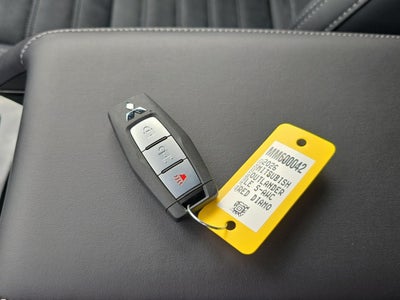 2026 Mitsubishi Outlander LE