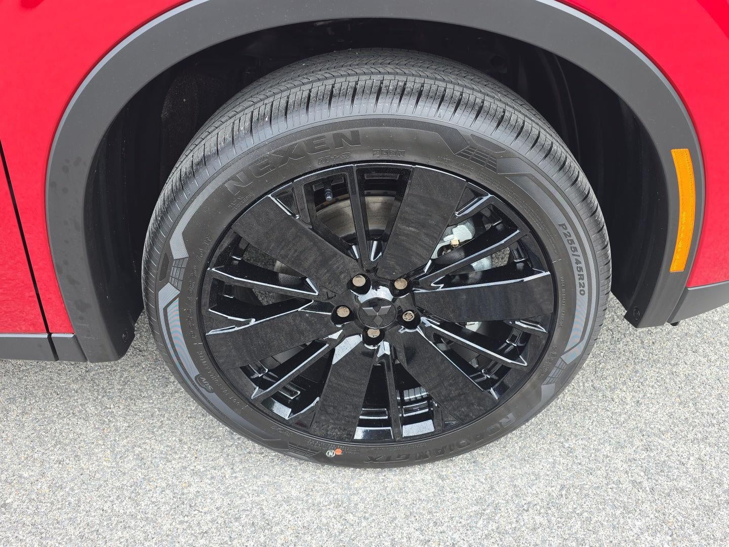 2026 Mitsubishi Outlander LE