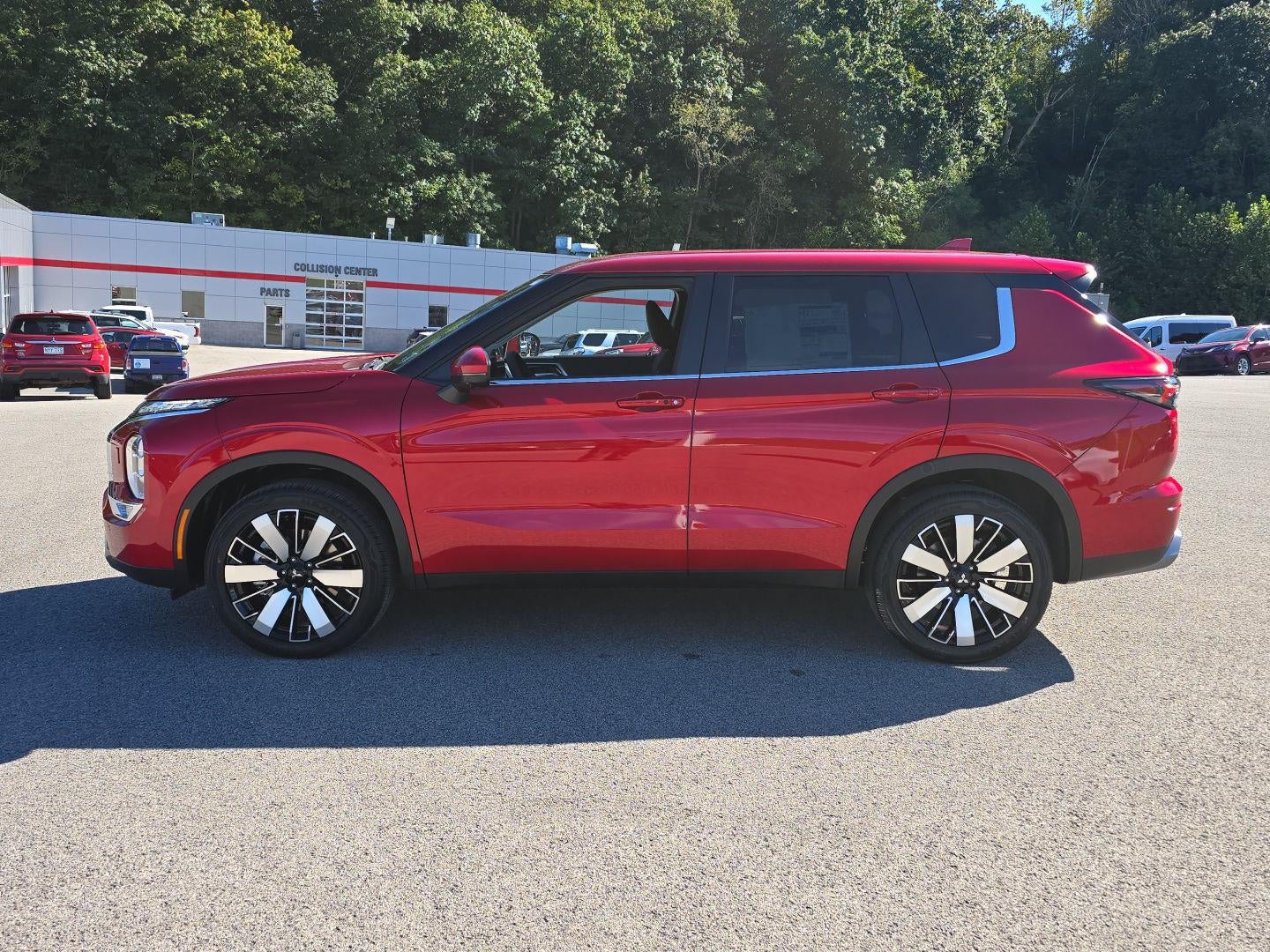 2026 Mitsubishi Outlander SE