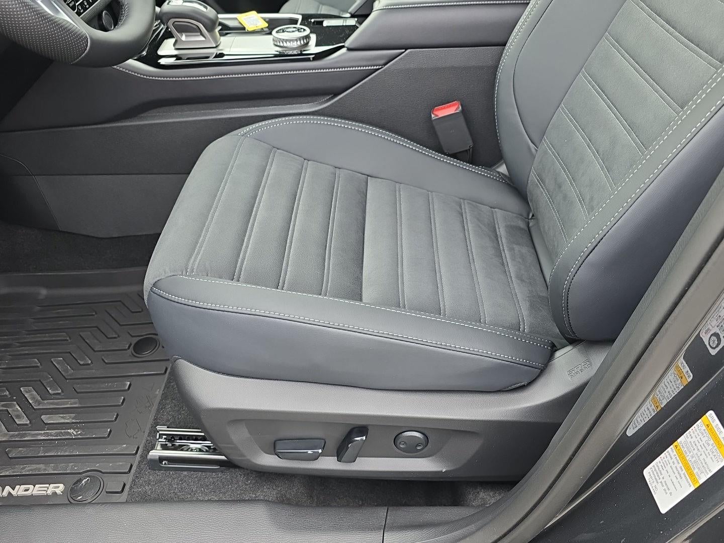 2026 Mitsubishi Outlander LE