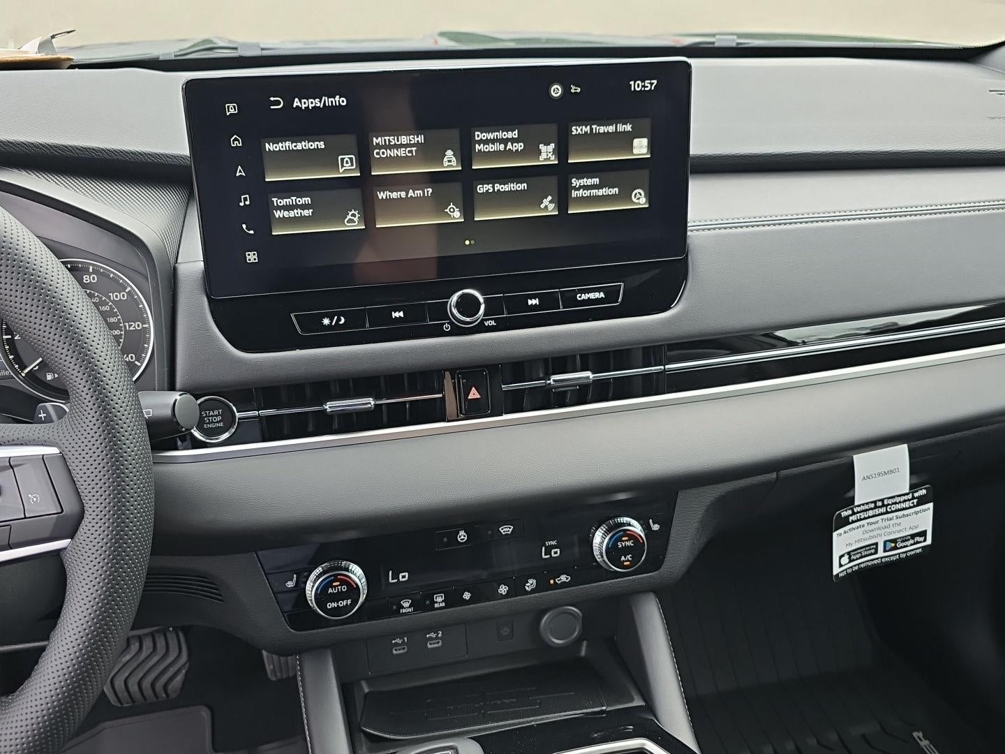 2026 Mitsubishi Outlander LE