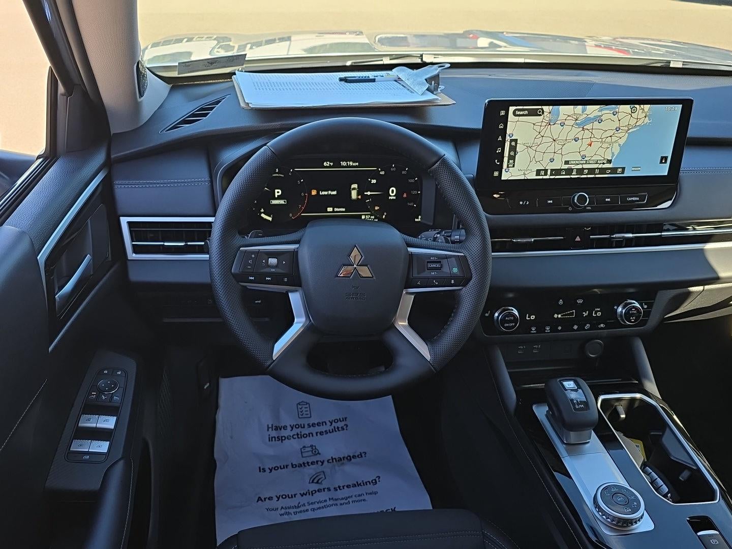 2026 Mitsubishi Outlander SE