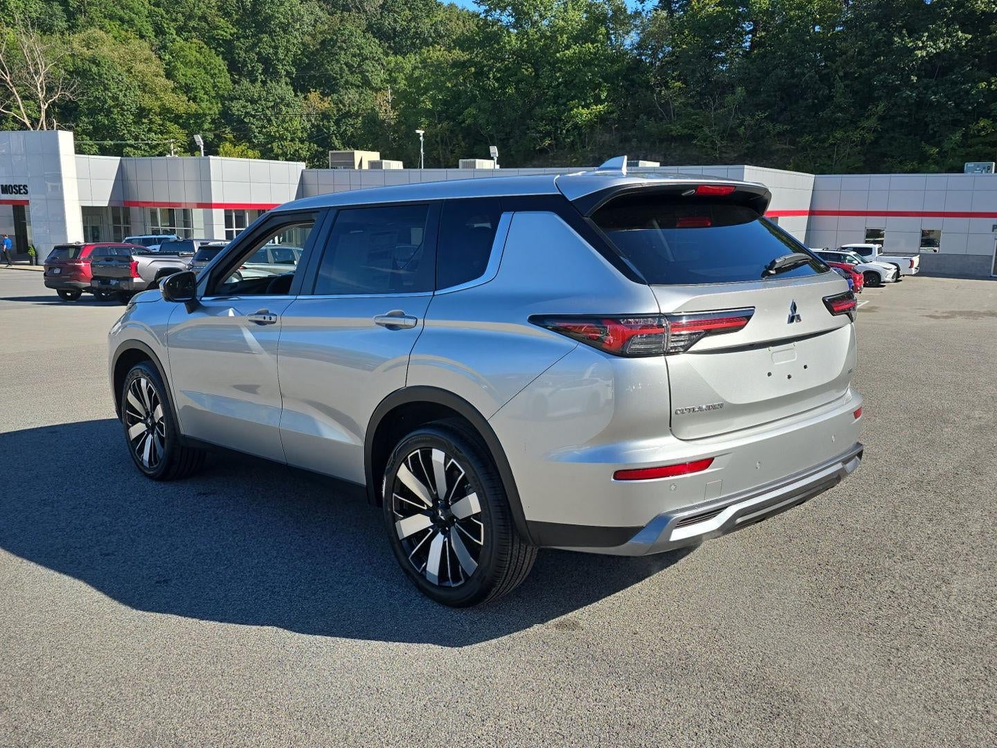 2026 Mitsubishi Outlander SE