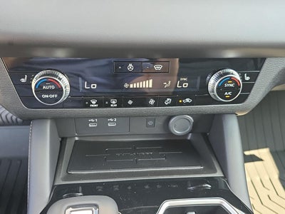 2026 Mitsubishi Outlander LE