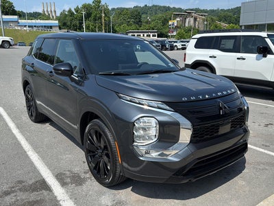 2026 Mitsubishi Outlander LE