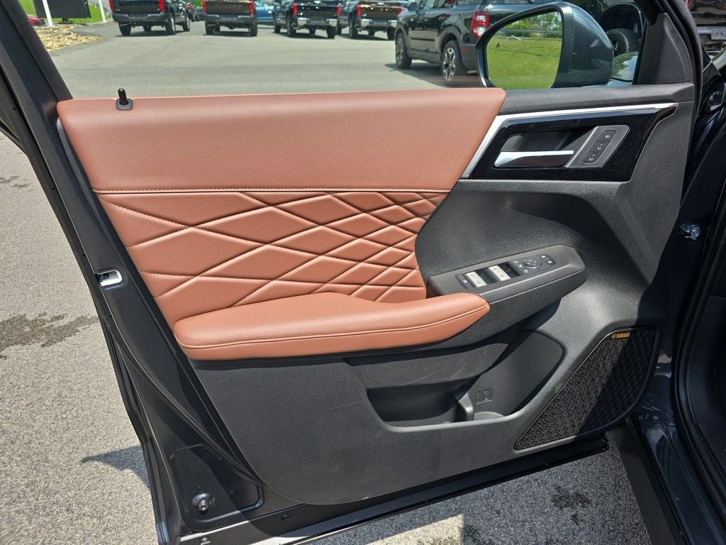 2025 Mitsubishi Outlander SEL