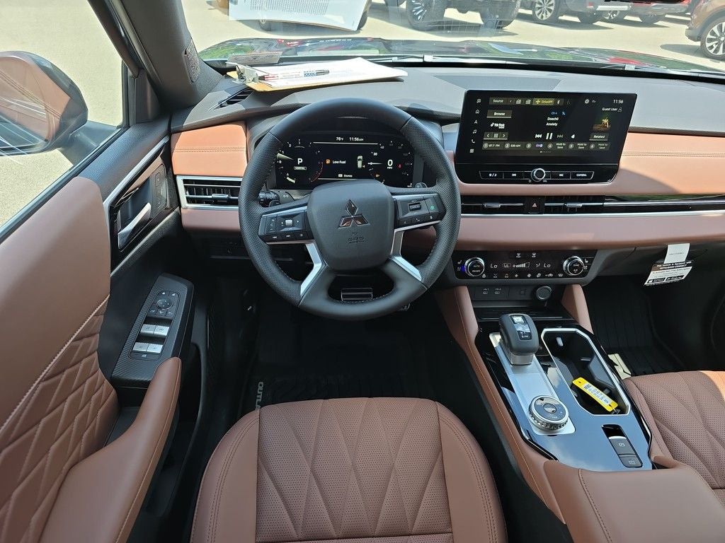 2025 Mitsubishi Outlander SEL