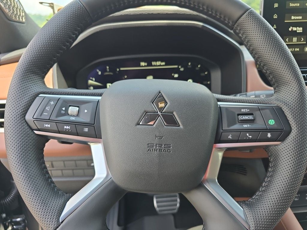 2025 Mitsubishi Outlander SEL