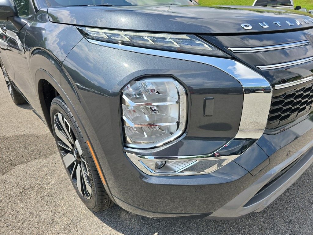 2025 Mitsubishi Outlander SEL