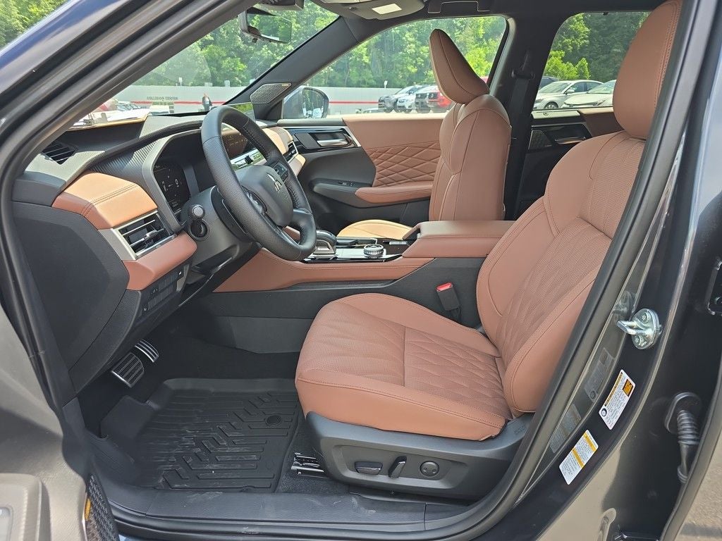 2025 Mitsubishi Outlander SEL