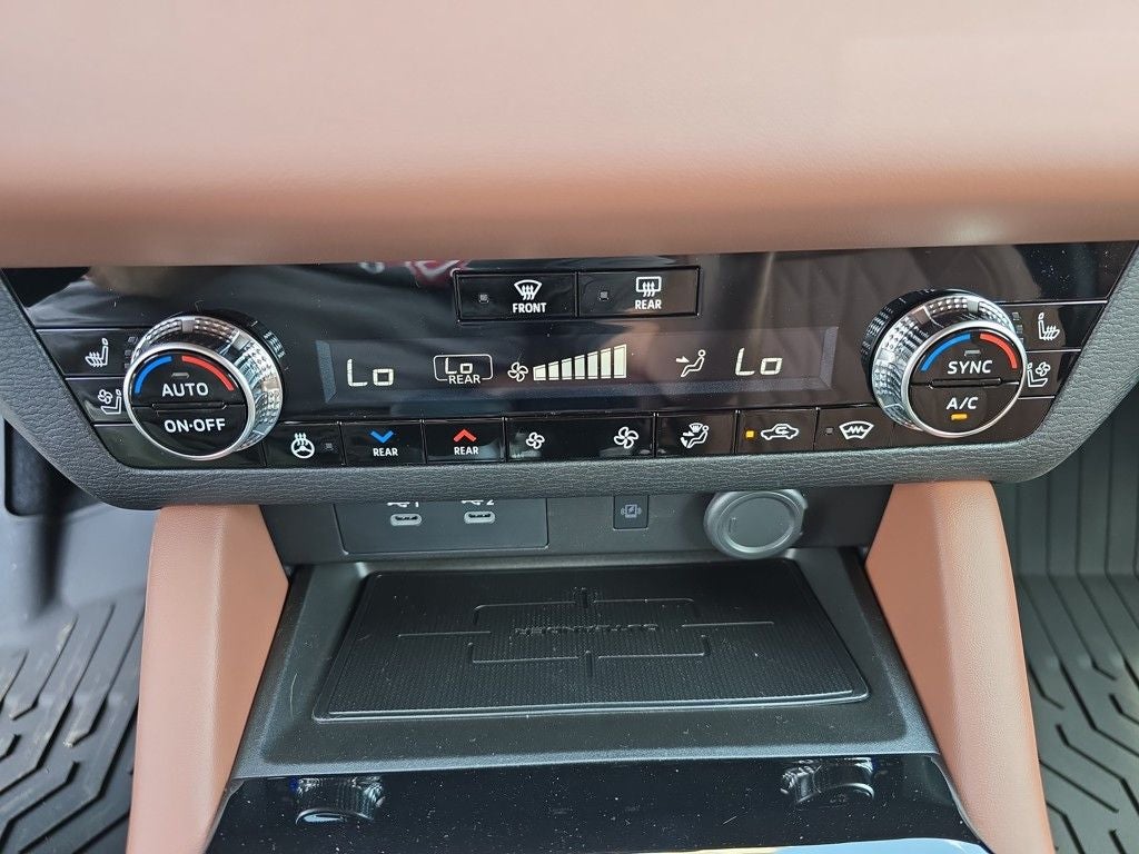 2025 Mitsubishi Outlander SEL