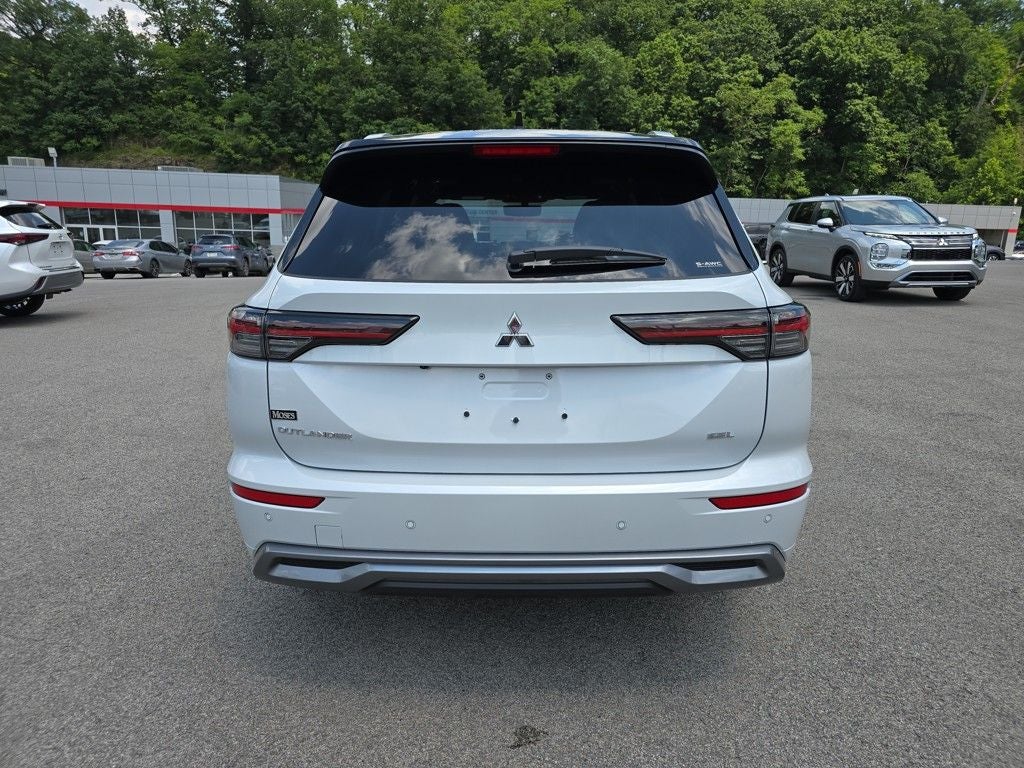 2025 Mitsubishi Outlander SEL