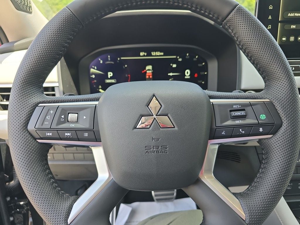 2025 Mitsubishi Outlander SEL