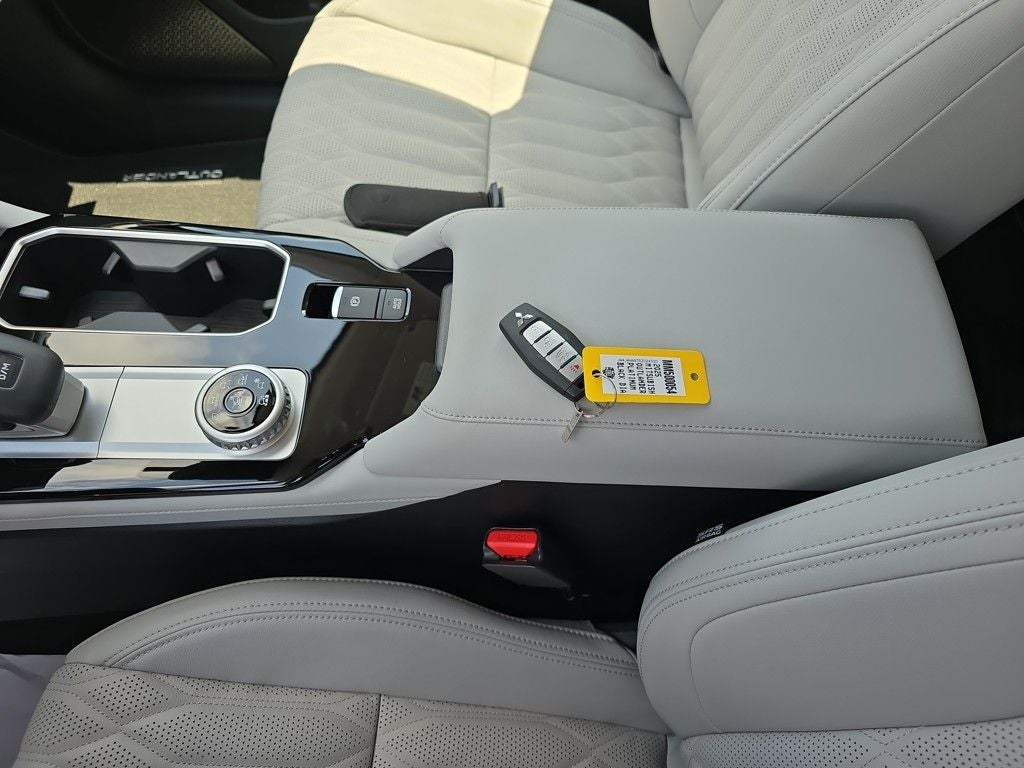 2025 Mitsubishi Outlander SEL