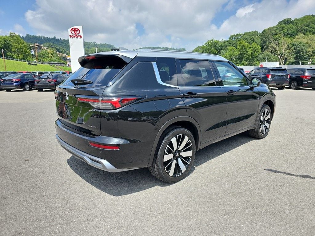 2025 Mitsubishi Outlander SEL