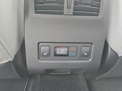 2025 Mitsubishi Outlander SEL Platinum