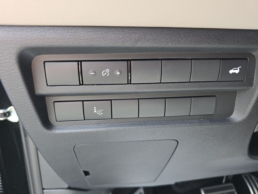 2025 Mitsubishi Outlander SEL Platinum