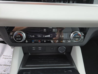 2025 Mitsubishi Outlander SEL Platinum